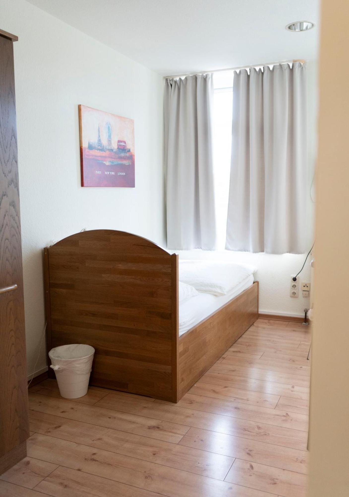 Gaststaette Zur Eiche Hotel Hannover Eksteriør billede