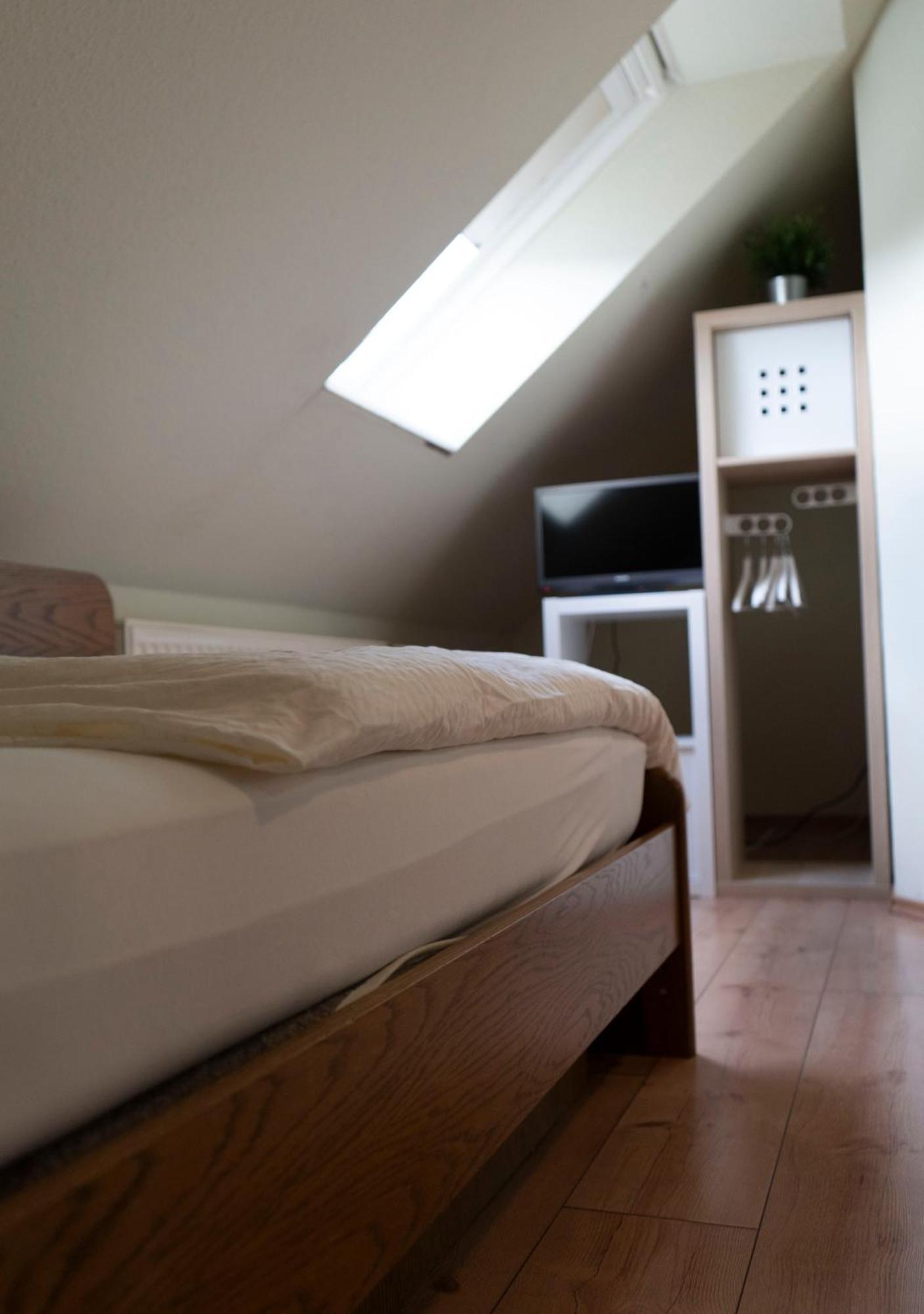Gaststaette Zur Eiche Hotel Hannover Eksteriør billede