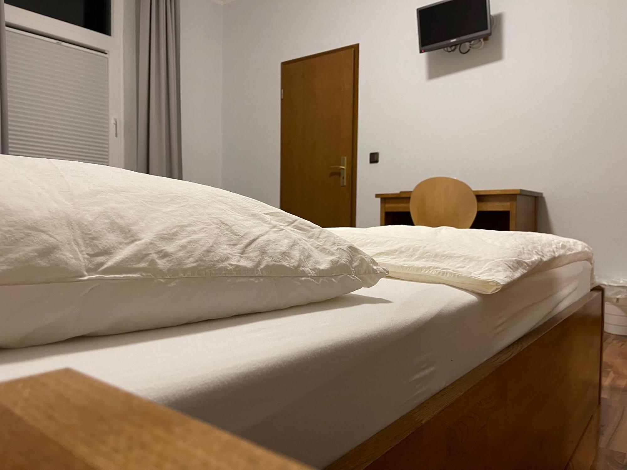 Gaststaette Zur Eiche Hotel Hannover Eksteriør billede