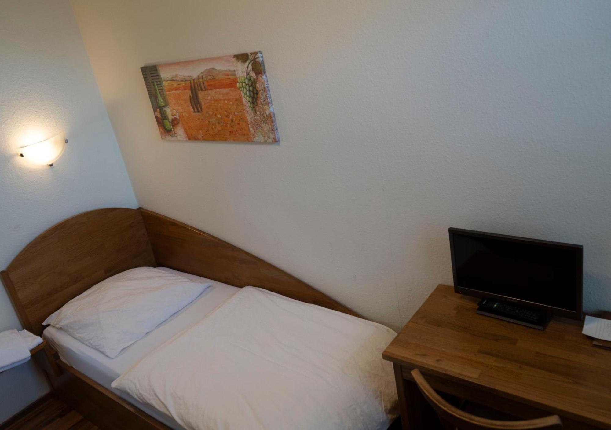 Gaststaette Zur Eiche Hotel Hannover Eksteriør billede