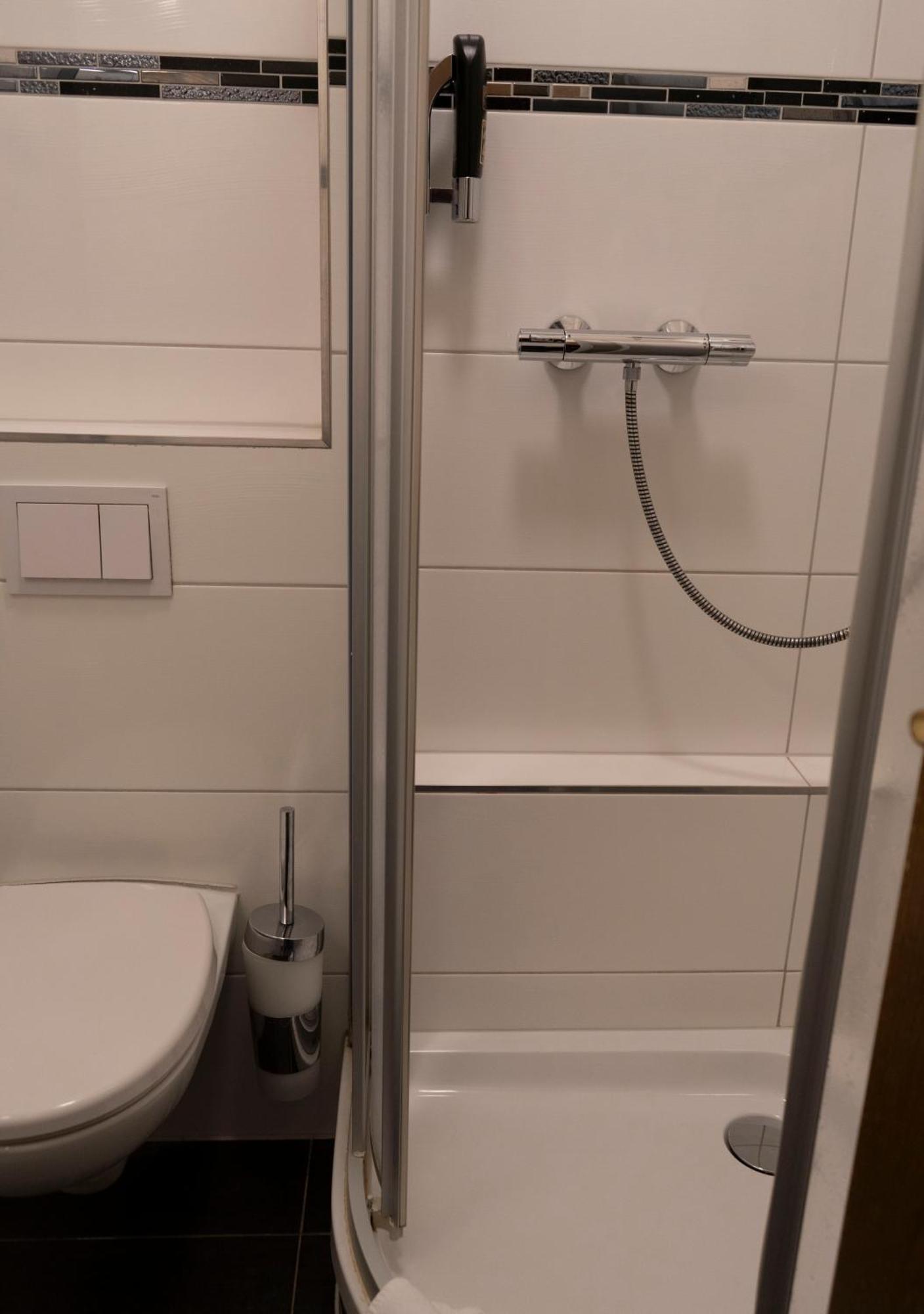 Gaststaette Zur Eiche Hotel Hannover Eksteriør billede